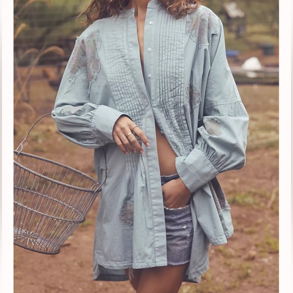 Free People Mari Mini Shirt Dress Floral Vintage Patch Pieced Floral Appliqué M - Picture 1 of 8